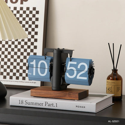 Retro Flip Clock – Minimalist Wooden Base Desk Clock for Gaming Setup