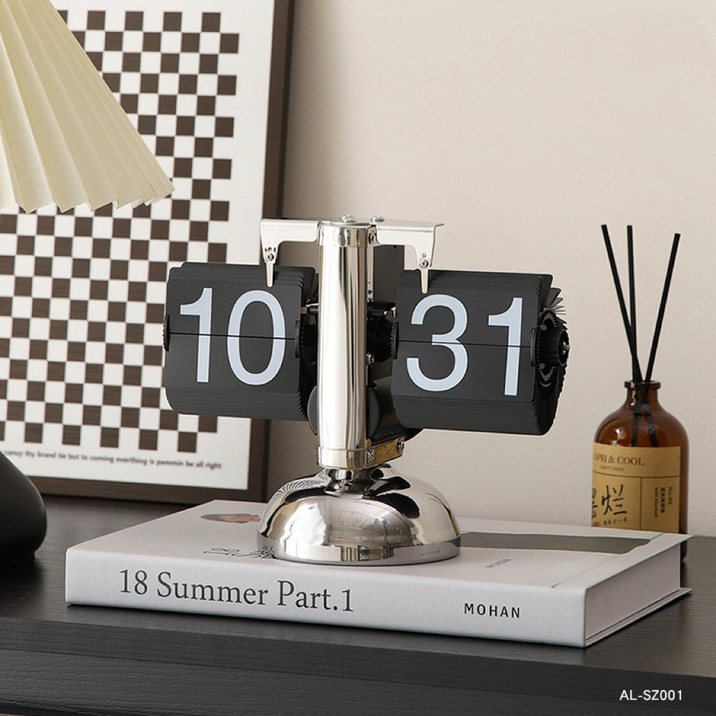 Retro Flip Clock – Minimalist Wooden Base Desk Clock for Gaming Setup